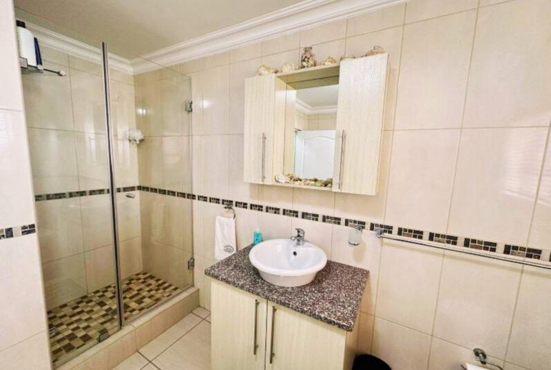 4 Bedroom Property for Sale in Monte Christo Western Cape